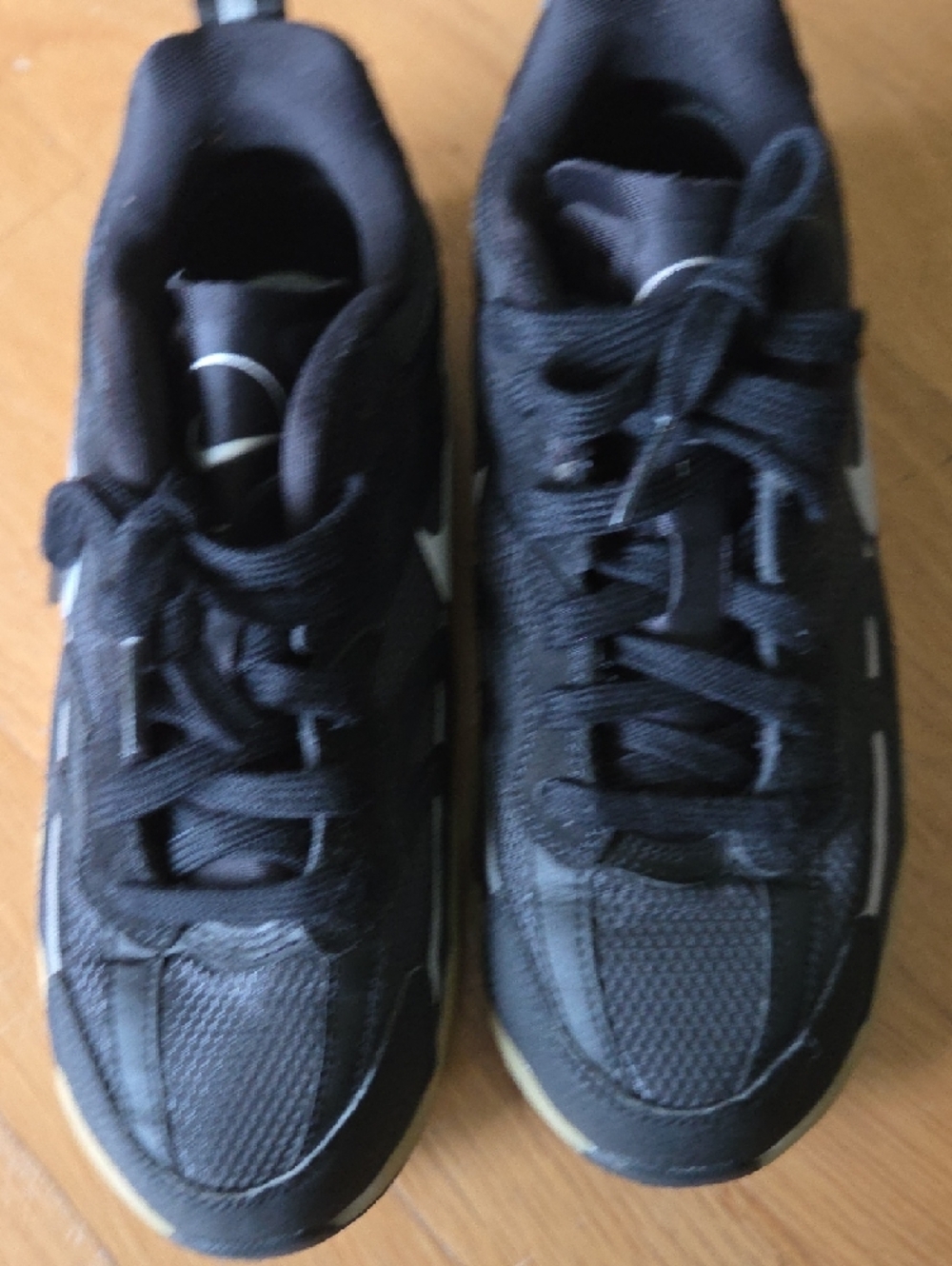 NIKE | Jam Black Gum Womens - Picture 11 of 11